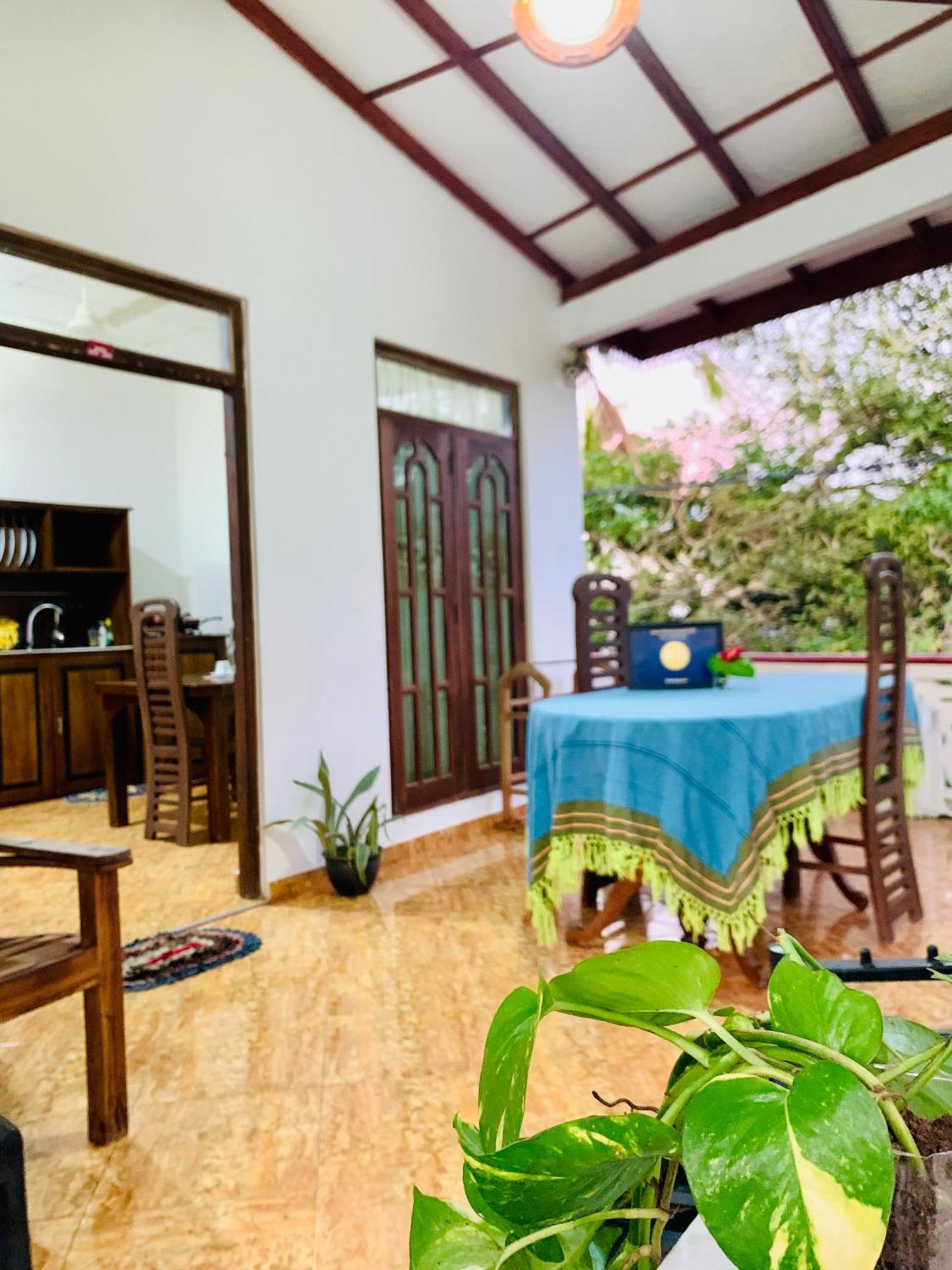 Moon Glow Guest Mirissa Ngoại thất bức ảnh
